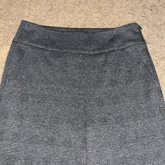Cabi Women's Bond Trouser Hi-Waist Wide Leg Glen Plaid Black Gray 8 - Picture 4 of 10